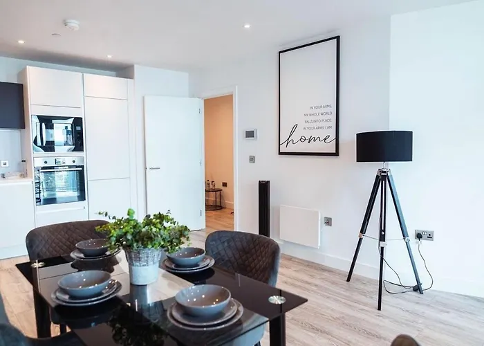 2 Bed View Sleeps 6 Apartament Manchester