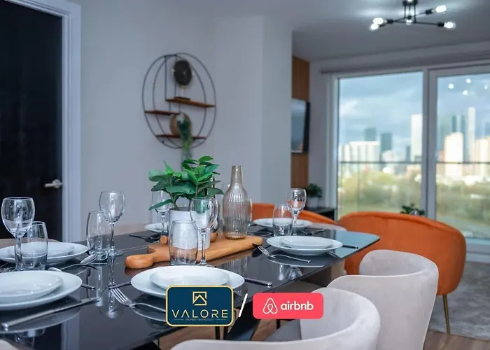 Luxury Waterfront 2br - Free Gym Access & Parking Manchester