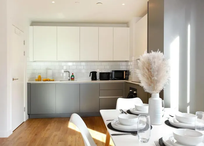 The Mount - Spacious - Local Attractions- Parking Daire *