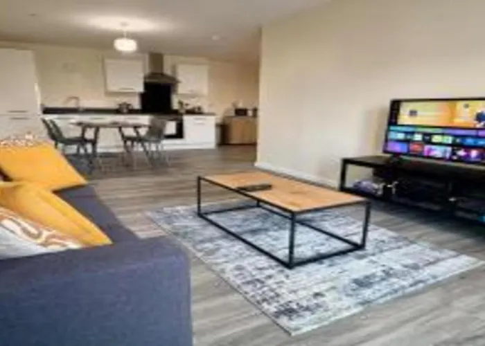 Апартаменты Stylish Flat With 2 Double Beds - Pass The Keys