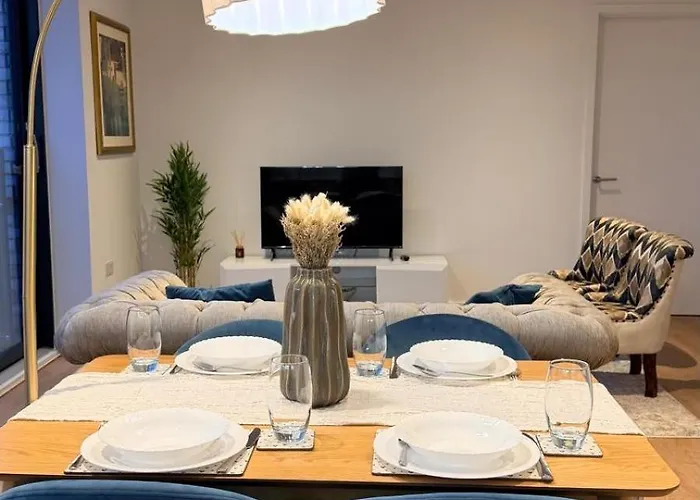 Cozy Two Bedroom Апартаменты