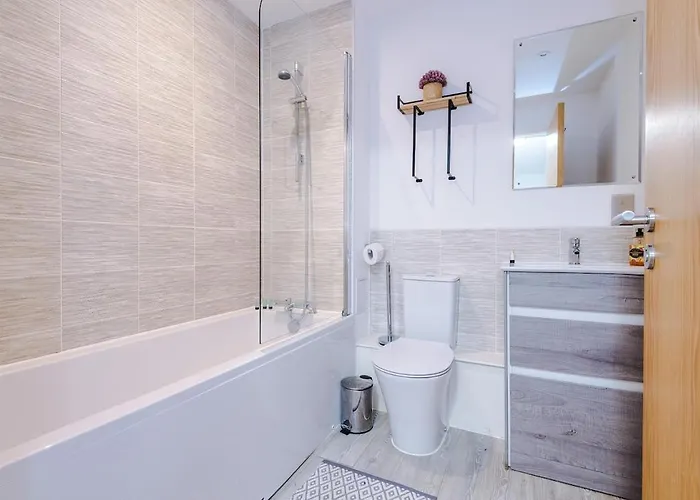 Central, 2 Bedroom, Penthouse Duplex Apartamento