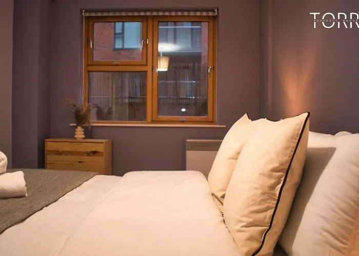Apartament Spacious 2Br Apartment By Torr Property Group Short Term Rentals With Free Underground Allocated Parking Manchester