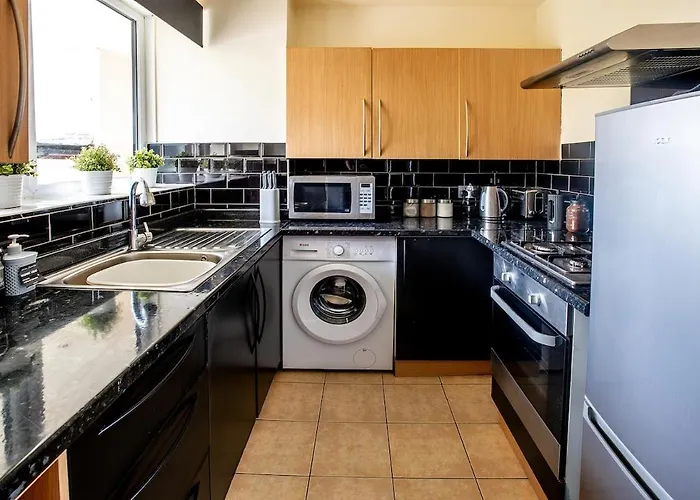 Stylish In Salford With Free Parking Апартаменты Манчестер