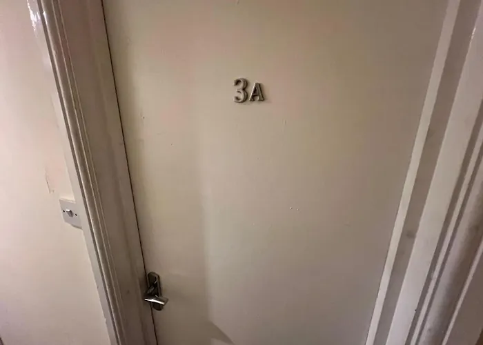 아파트 Cosy One-bedroom Ground Floor Flat In Eccles,