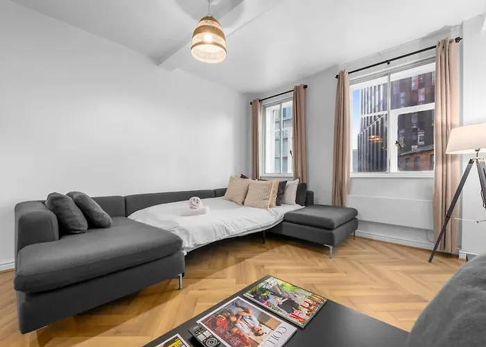 Brand New Centre 3 Bed Flat By Superhost