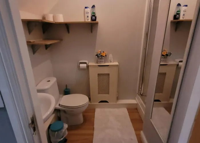 Daire 2-bed Sleeps 4 On-site Parking