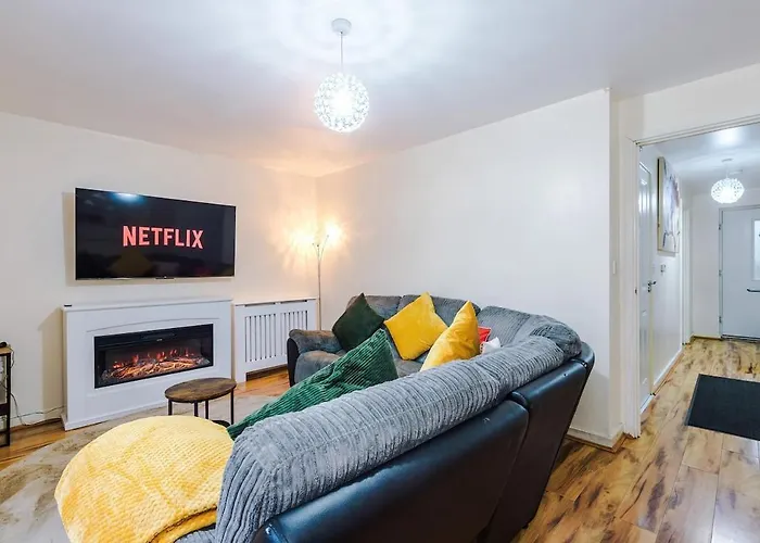 3-Bed Gem By Parydise Properties - Spacious & Elegant Near City Centre & Etihad- Perfect For Business Or Leisure Apartament *