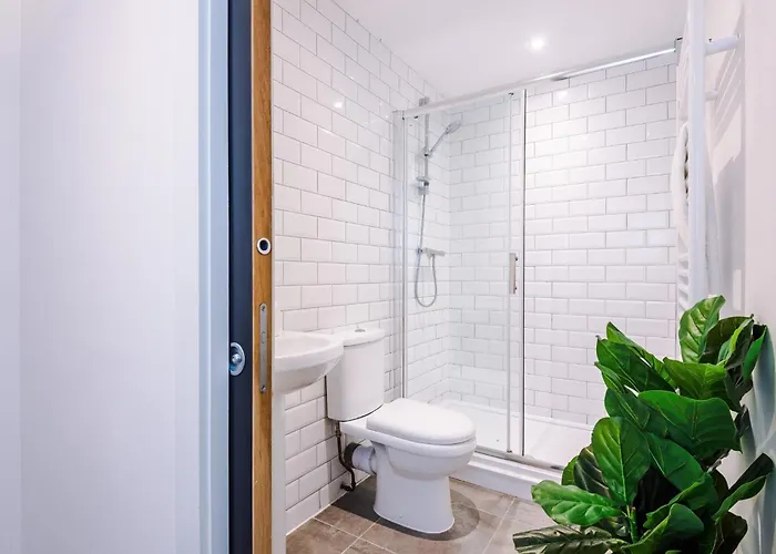 Appartement Trafford Loft Modern In *