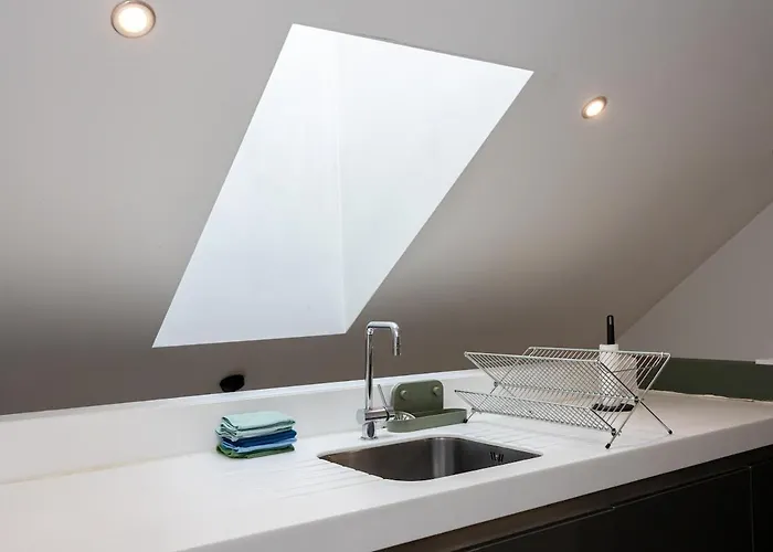 Stylish & Modern 3br - Garden, Parking & Ps5 *