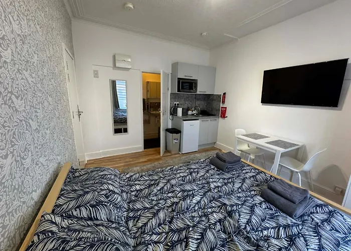 Goulden 1 * 曼彻斯特