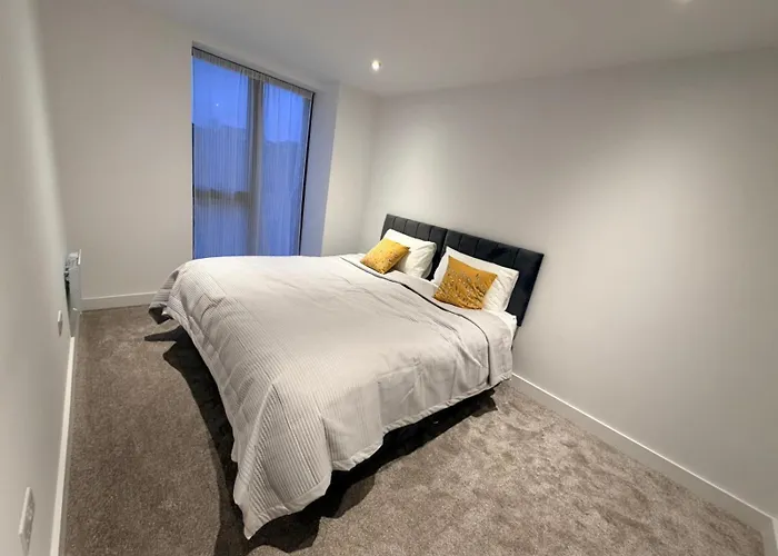 Cozy Two Bedroom Апартаменты *