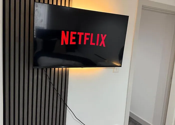 The Royal 1br Near Etihad Stadium & Coop Live * Manchester