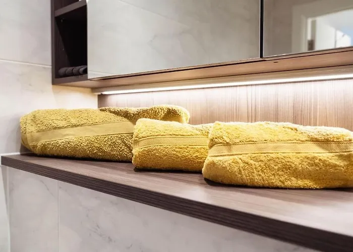 2 Bed View Sleeps 6 Apartament Manchester