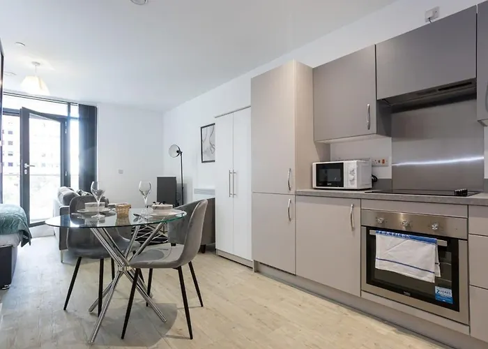 Апартаменты Modern With Balcony In