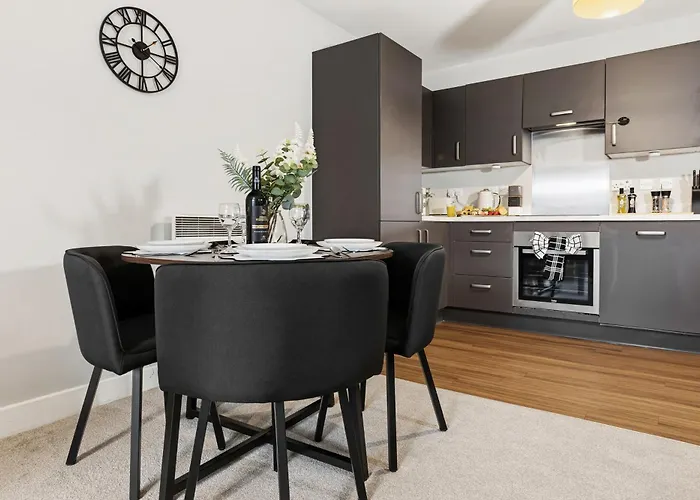 Lägenhet Lux 2bd, Free Parking & Wifi, Near Mcr Center And Media