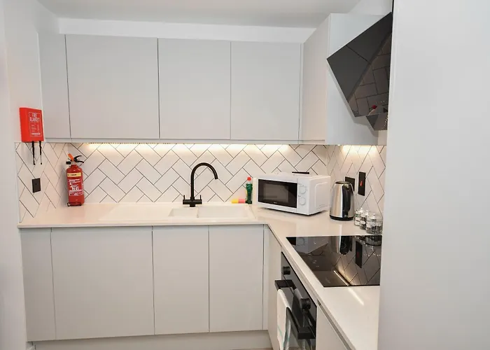 Contemporary Flat In W Balcony