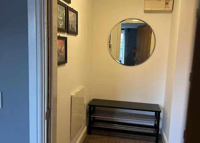 Apartment Modern Essential Flat In Chorlton