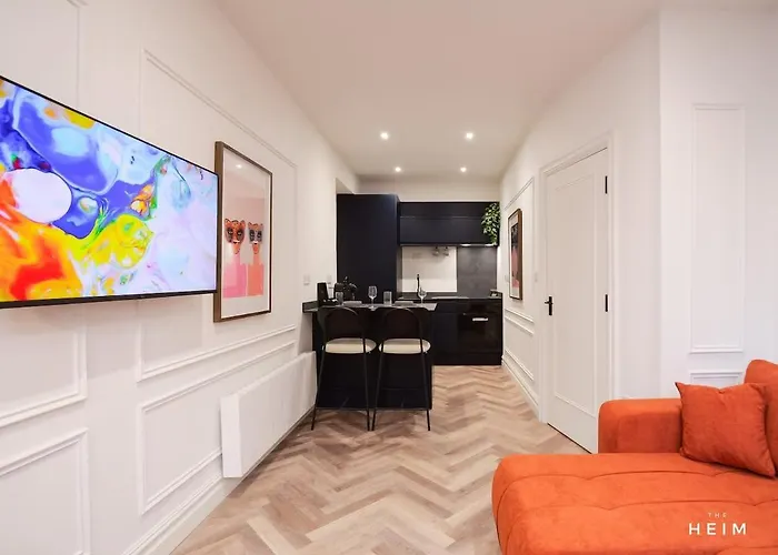 Calico At The Heim Daire Manchester