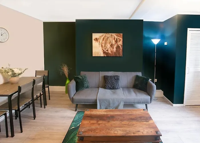 Apartament Stylish In Salford With Free Parking *