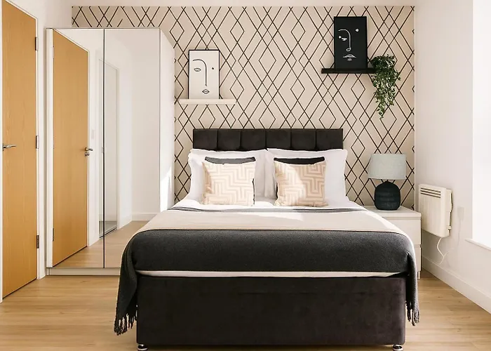 Designer Penthouse In With Parking アパート マンチェスター