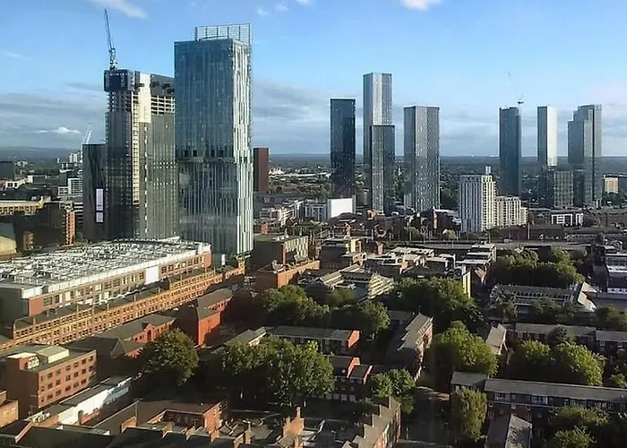 With Luxury Terrace & Gym In Center *