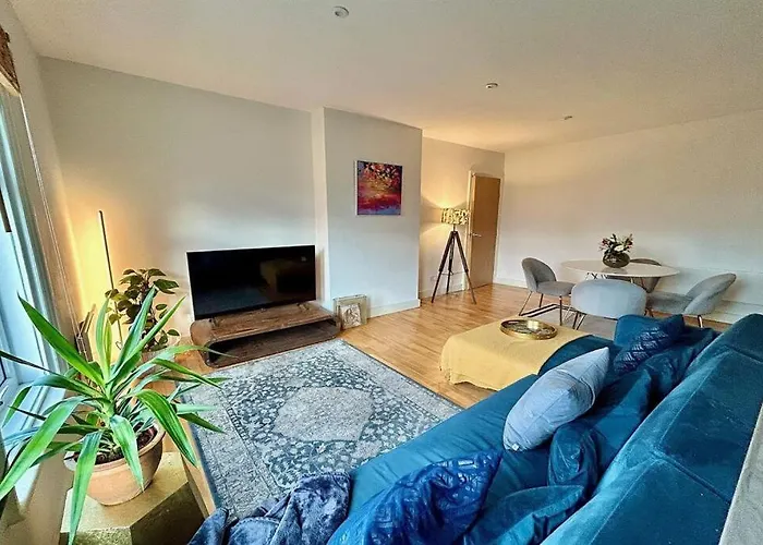 Modern 2-bed For Work * Mánchester