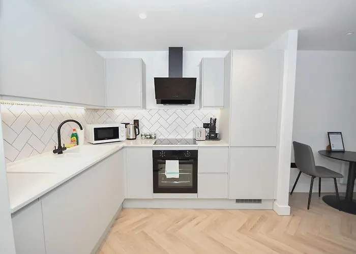 Contemporary Flat In W Balcony Διαμέρισμα