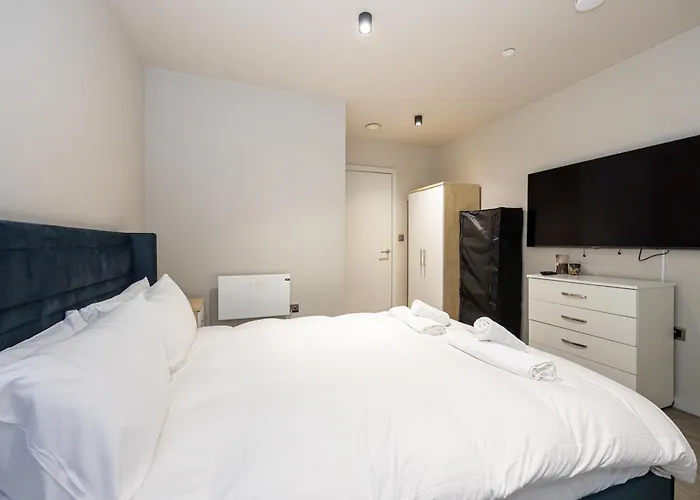Chic 2bed Near Castlefield Canals-4min To Station Apartment