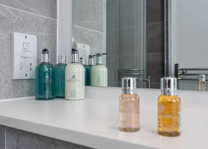 شقة Amalfi 2br Urban Retreat مانشستر