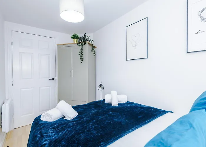 The Salford Luxe - Modern & Cosy 2 Bed Presented By Parydise - Ideal For Business Or Work * Manchester