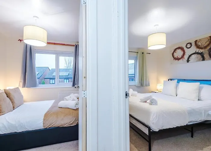 3-Bed Gem By Parydise Properties - Spacious & Elegant Near City Centre & Etihad- Perfect For Business Or Leisure * Manchester