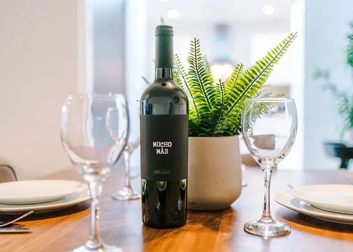 Trafford Loft Modern In *