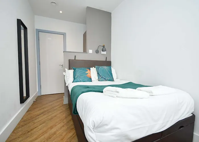 Apartament Convenient 2bed Flat W Security