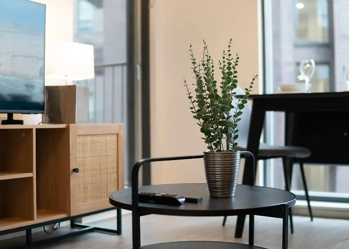 公寓 Bright 1 Bed In W Balcony