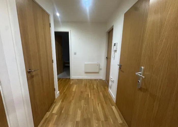 Apartament Ideally Located Didsbury Chorlton Gated Parking - Pass The Keys Manchester