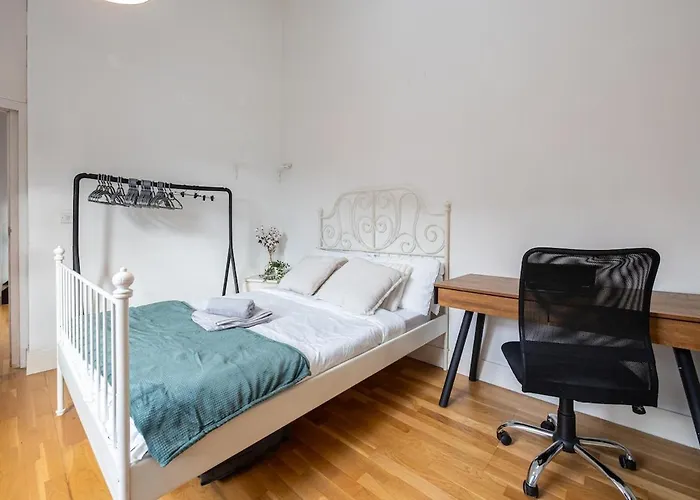 Lägenhet Stylish & Modern 3br - Garden, Parking & Ps5