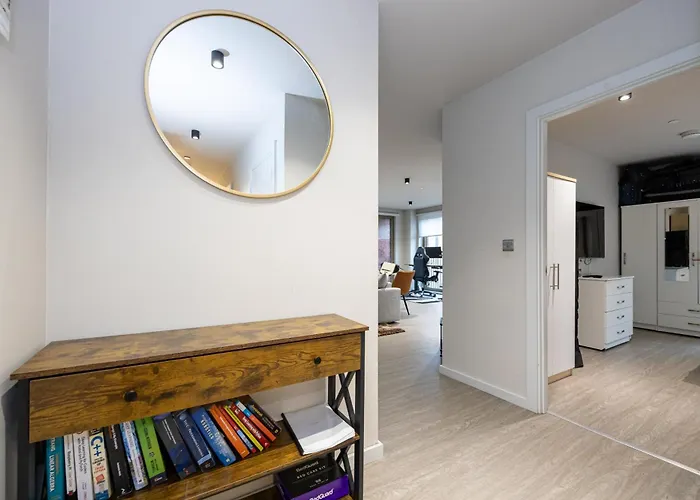 Chic 2bed Near Castlefield Canals-4min To Station マンチェスター