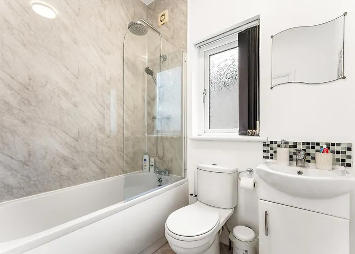 Comfortable 4 Bed - Free Parking & Fast Wifi Lejlighed Denton (Tameside)