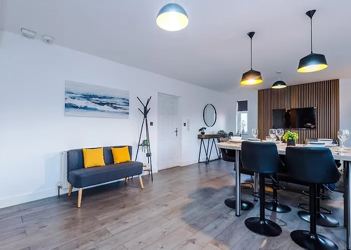 Apartamento Luxury 2 Bed Close To Coop Etihad And Centre *