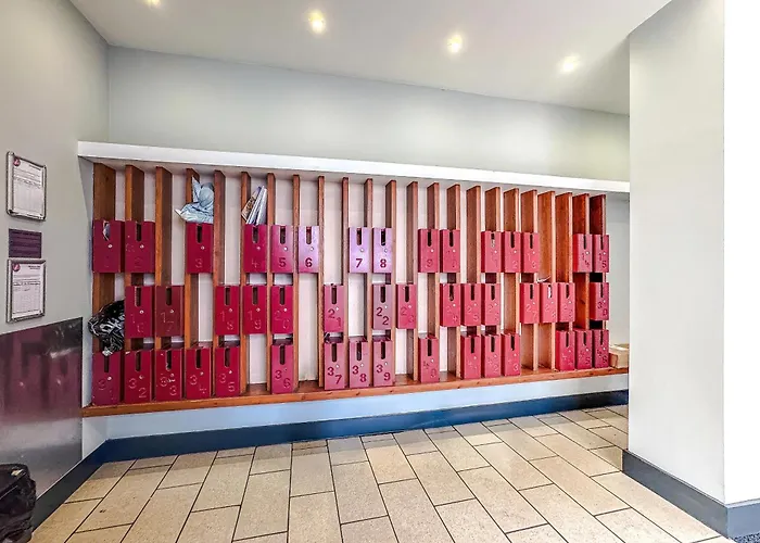 Modern 2br Flat For 4 Full Kitchen *