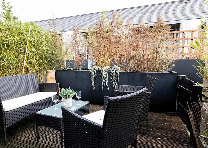 Appartamento Stylish & Modern 3br - Garden, Parking & Ps5 Manchester