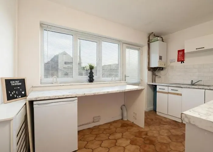 Apartament Lavish & Comfy - Contractors And Long - Close To Piccadilly & Etihad - Fast Speed Wi-fi - Sleep 7