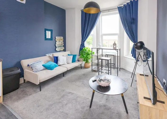 Charming 2-bed In M16 Manchester