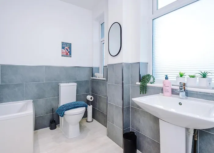 Appartement Luxury 2 Bed Close To Coop Etihad And Centre