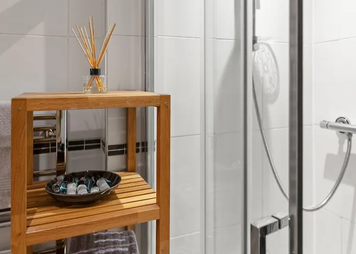 Rooftops View, Northern Quarter, Balcony *