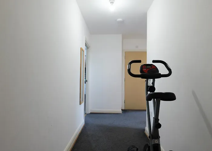 Appartement Center Base Spacious With Secure Parking Manchester