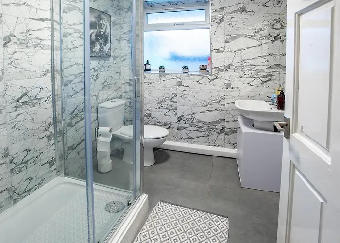 Stylish In Salford With Free Parking Apartament Manchester