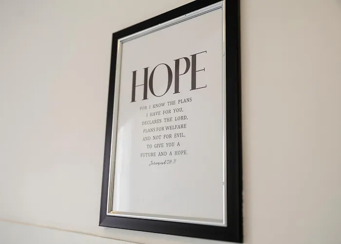 Free Parking, Large House For Contractors & Families, Sleeps 6, 15mins To Centre *