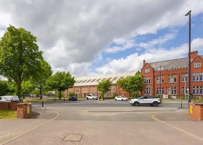 Charming 2-bed In M16 * Manchester